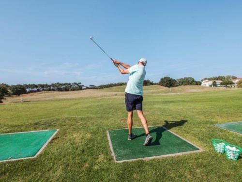 Proche Des Sables D'Olonne Appartement Calme Pour 4 Personnes Situe Face Au Golf De Bourgenay A Talmont St Hilaire Екстериор снимка