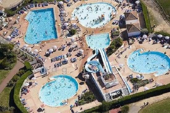 Proche Des Sables D'Olonne Appartement Calme Pour 4 Personnes Situe Face Au Golf De Bourgenay A Talmont St Hilaire Екстериор снимка